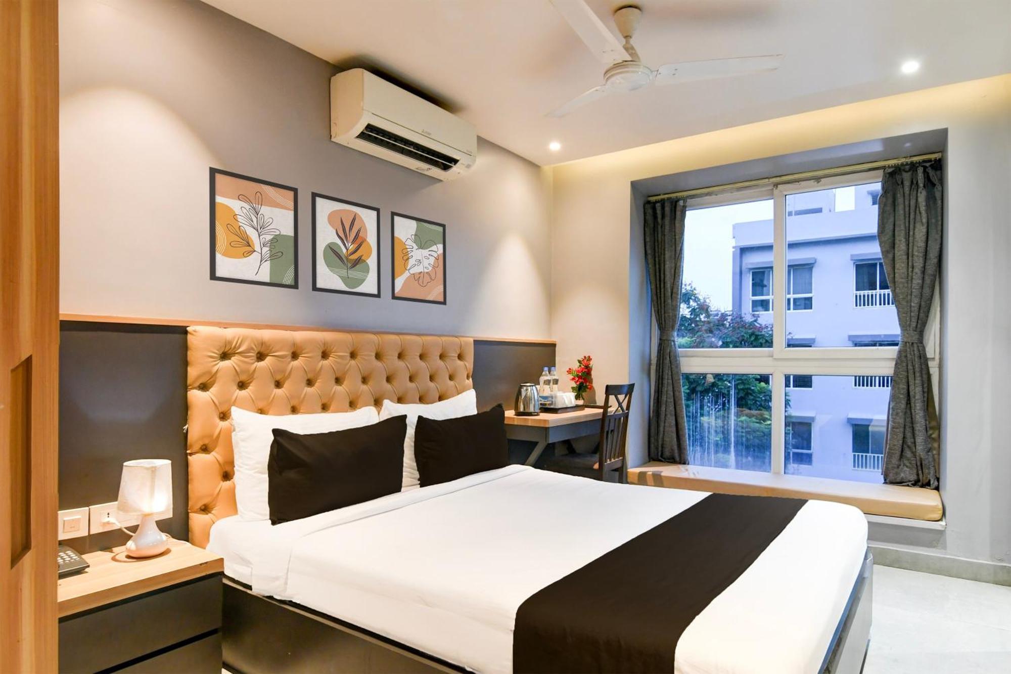 Hotel Super Collection O Water View Residency